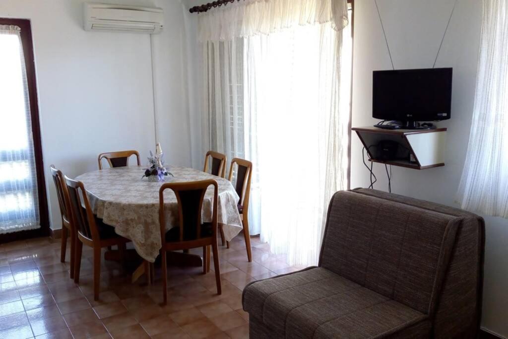 Apartment Zdenka Raša エクステリア 写真